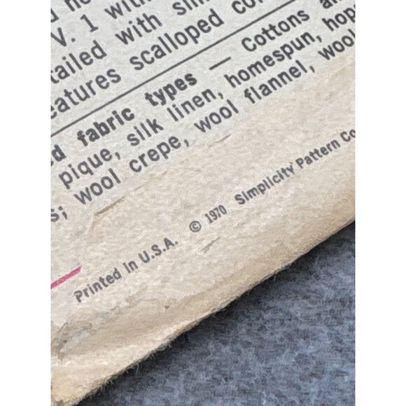 Simplicity 8909 1970s Misses Dress Sewing Pattern Size 14 Uncut Vintage - Picture 4 of 6